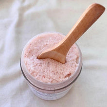 Load image into Gallery viewer, Amber Cashmere Candle & Bath Scrub